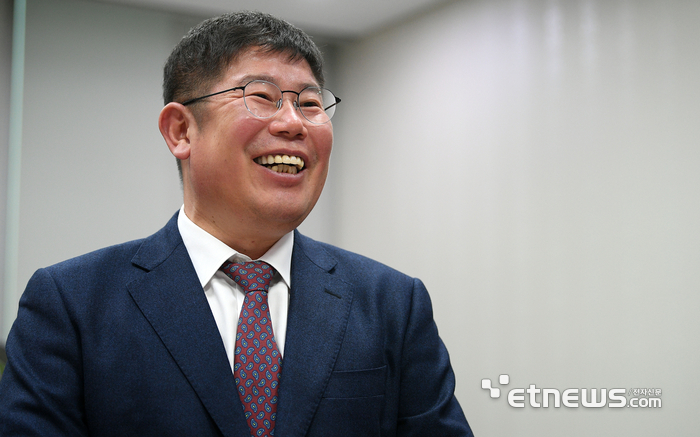 [410 출사표]김경진 “尹, 국민의견 경청하고 경제민생에 더 집중해야”