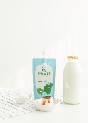 [마이펫페어] 주식회사 다정한마켓이 운영하는 브랜드 로렌츠, 로렌츠 리얼 산양유 2종 소개