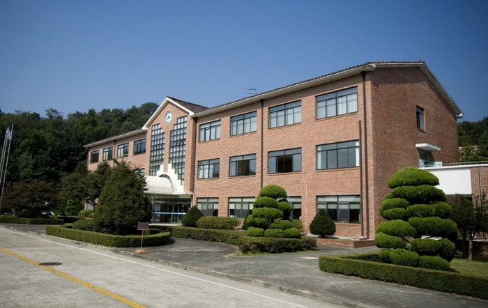 충남인력개발원, 천안기술교육센터로 이전…차세대 제조로봇 전문가 양성