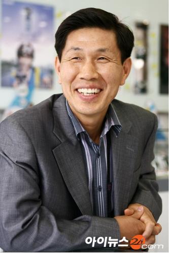 휴대폰 유통에서 최고가 되고 싶다...김주환 미래텔레콤 사장