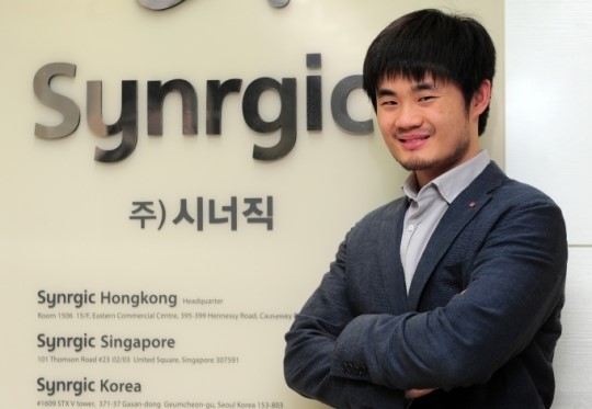 28살 회장님, 스마트폰 시장 뛰어든 이유가…