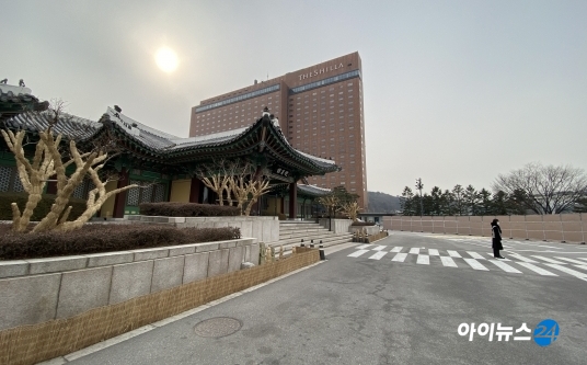 장충동 호텔신라 한옥호텔 부지서 유적 발견…공사 차질 없다