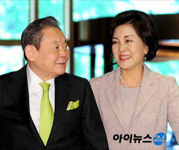 올 상반기 배당 톱5 삼성家 싹쓸이…홍라희 1위, 이재용 제친 2위는?