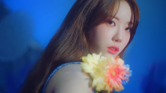 [영상]우주소녀, 매혹적 인어 비주얼…Last Sequence MV 티저 공개