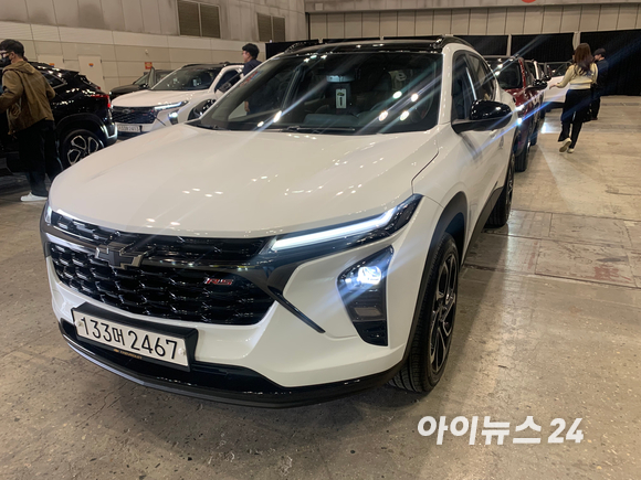 [시승기] 세단·SUV 장점 살렸다…쉐보레 트랙스 크로스오버