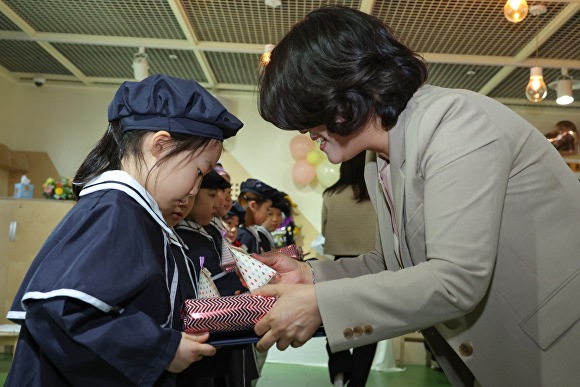 포스코 포항제철소, 동촌·지곡 어린이집 졸업식 및 수료식 개최