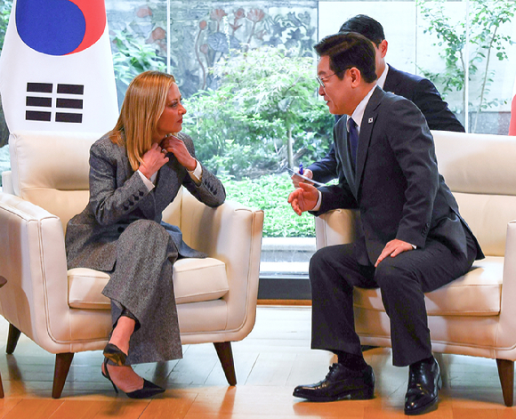 [속보] 靑 "조르자 멜로니 이탈리아 총리 17~19일 공식 방한"