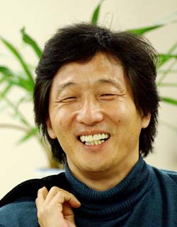 영화인 유인택씨 “3050에 웃음폭탄 선사”