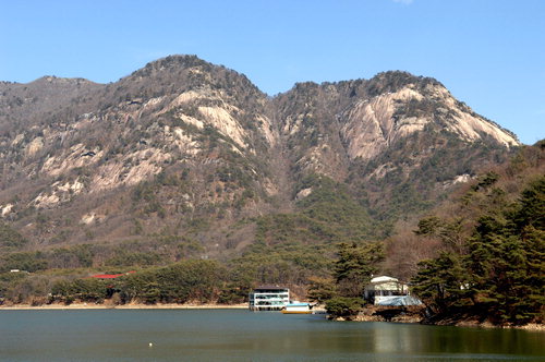 [한국의 숲, 한국의 명산](86) 경기 포천·강원 철원 명성산
