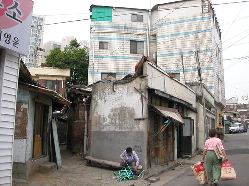 송현시장 주차장 조성 보상가 논란