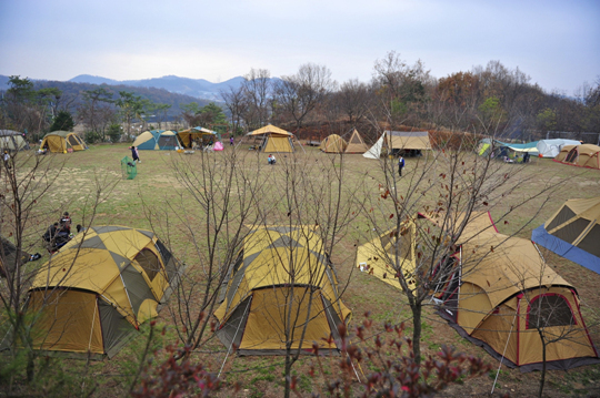 [한국의 캠핑장]겨울에만 열리는 캠핑장, 화성 산들래자연체험학교