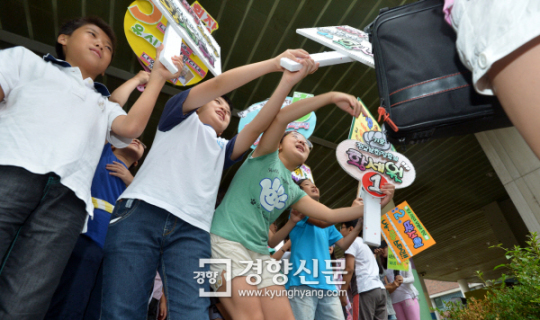 [경향포토]서울 덕수초등학교 회장선거 홍보열기
