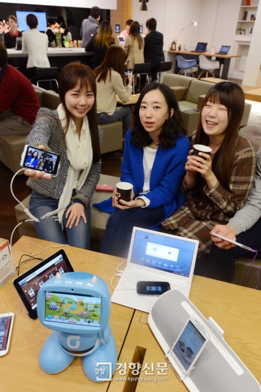 [경향포토]올레 스퀘어 ALL-IP 라운지