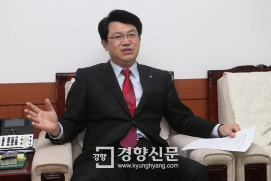 복기왕 아산시장,“어르신들의 노고에 감사드립니다”