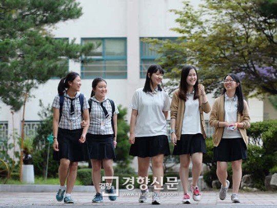 [통제 받지 않는 교육권력 ‘사학’]설립자 백금옥씨 사회 헌납… 사학서 공립 된 금옥여고