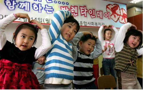 발렌타인데이, 남자들 더이상 초콜릿 받고 싶지 않아