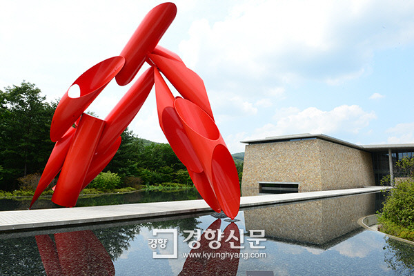 예술을 품은 예술… 사람도 풍경도 작품이 된다