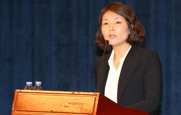 새누리당 포럼 “역사교과서 국정화는 시작일 뿐···다른 과목도 왜곡·좌편향” | 인스티즈