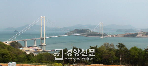 전남도-여수시,연도교 팔영대교 명칭 놓고 ‘드잡이’