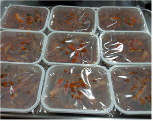 “구내식당 남은 음식 직원에 팝니다”