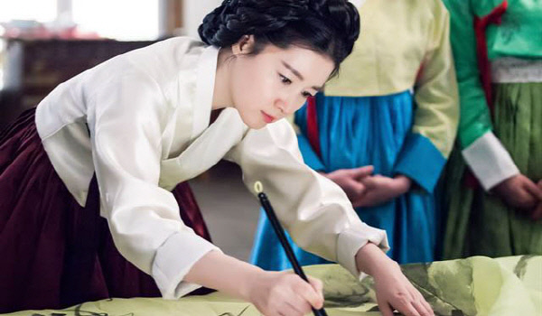 [그녀의 이름을 부르다]시대 순응한 ‘현모양처’…새 모습 기대 불구 박제된 이미지 못 벗어