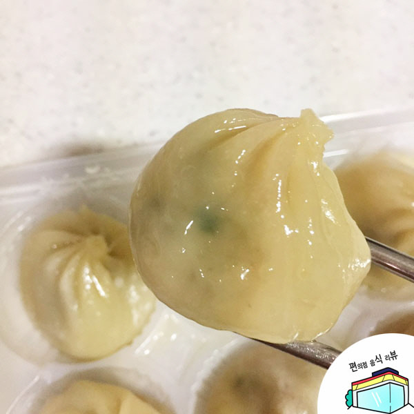 [편식뷰]한 입에 쏙~육즙이 좌르르~ ‘육즙듬뿍만두’