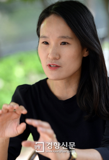 “냉장고 없는 부엌들 찾아다니다 건강생활 눈떠”