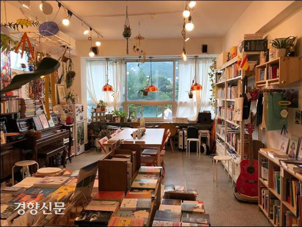 나에게 맞춤형 책방을 찾아볼까요…서울시, 동네책방 150곳 선정 서울형책방 온라인 플랫폼 오픈