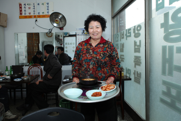 [따뜻한 그늘] 새벽 라면