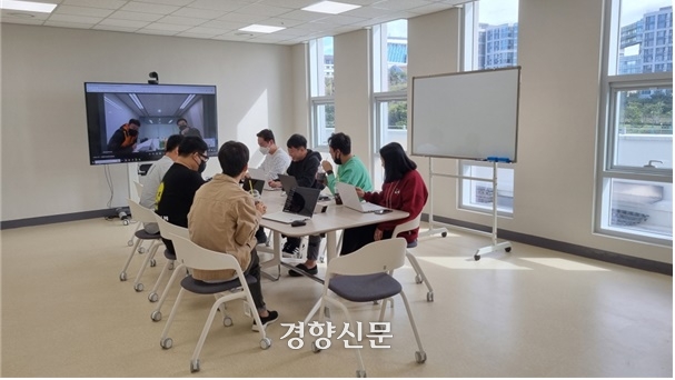 “한라산과 바다 보며 근무, 주말엔 등반과 스쿠버”…제주, ‘워케이션 성지’ 선점 나선다