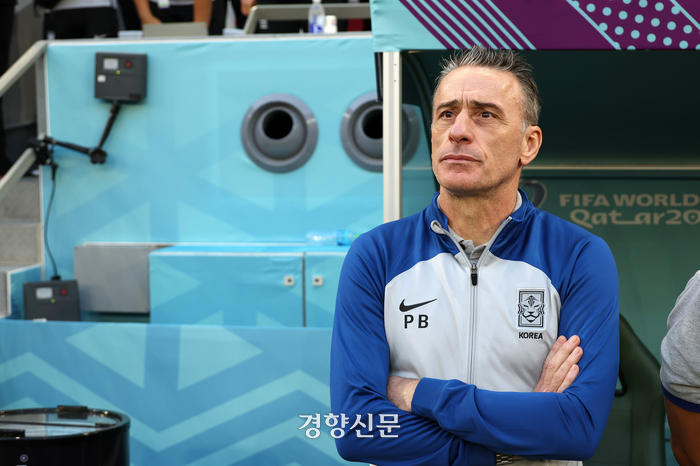 퇴장당한 벤투의 사과 “모든 책임은 나에게 있다”