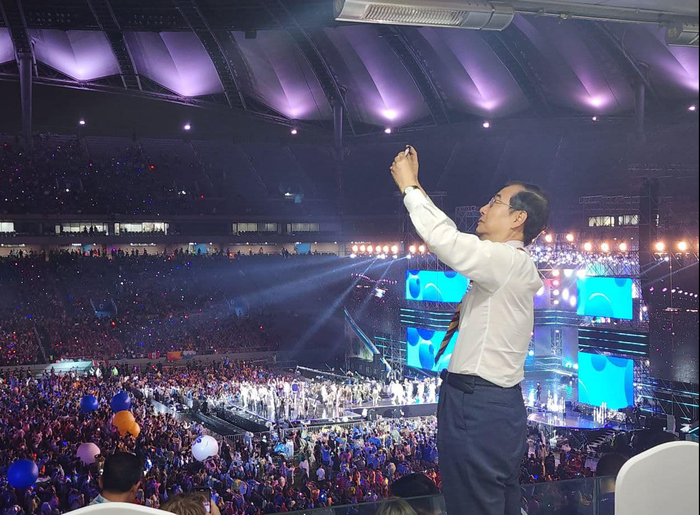 “새만금서 제일 먼저 짐쌌던 영국 스카우트, 대사관 통해 K팝 콘서트 참석 원한다 밝혀”