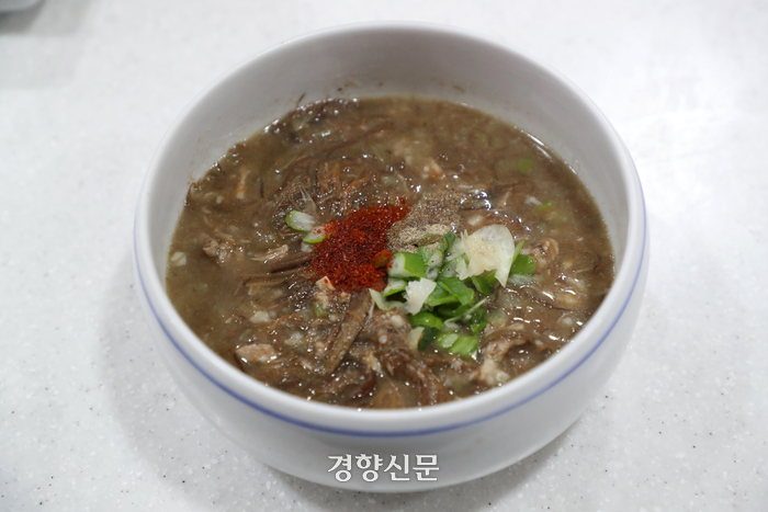 2시간 기다려 먹었던 ‘제주의 맛’…고사리육개장 만들어보니