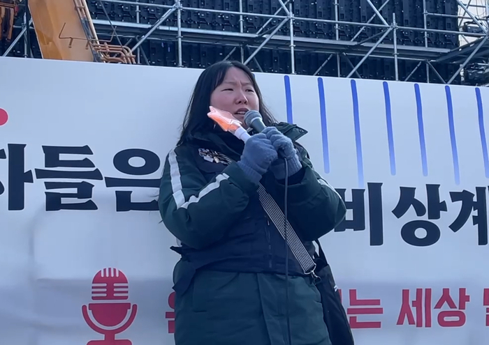 “탄핵보다 중요한 건 ‘광장 민주주의’를 ‘일터 민주주의’로 만드는 것”[신년기획, 더 나은 민주주의로]④