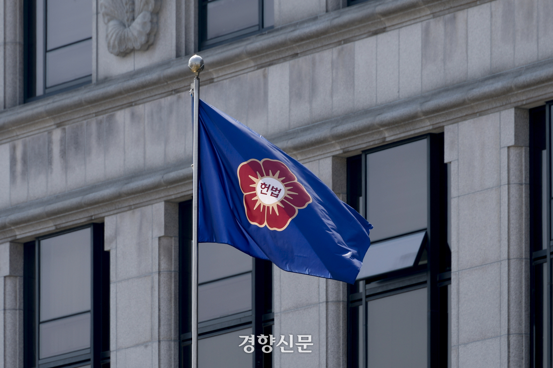 지연되는 탄핵 결정에 전국 법률가들, “윤석열을 즉각 파면하라!”
