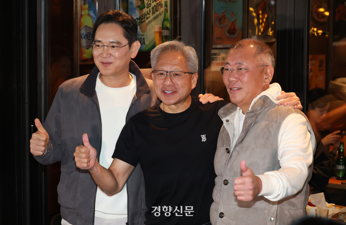 젠슨 황, 이재용·정의선과 ‘깐부’ 회동…“AI, 인류 역사상 가장 거대한 기술”