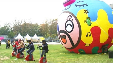 오리 인기 위협하는 돼지가 나타났다!