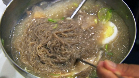 여름철 별미 간편식 냉면, 알고 보니 나트륨 폭탄