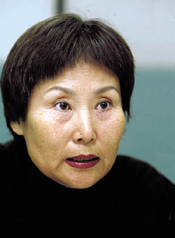 [이경자] 붉은 물의 샘을 가진 사람이야기