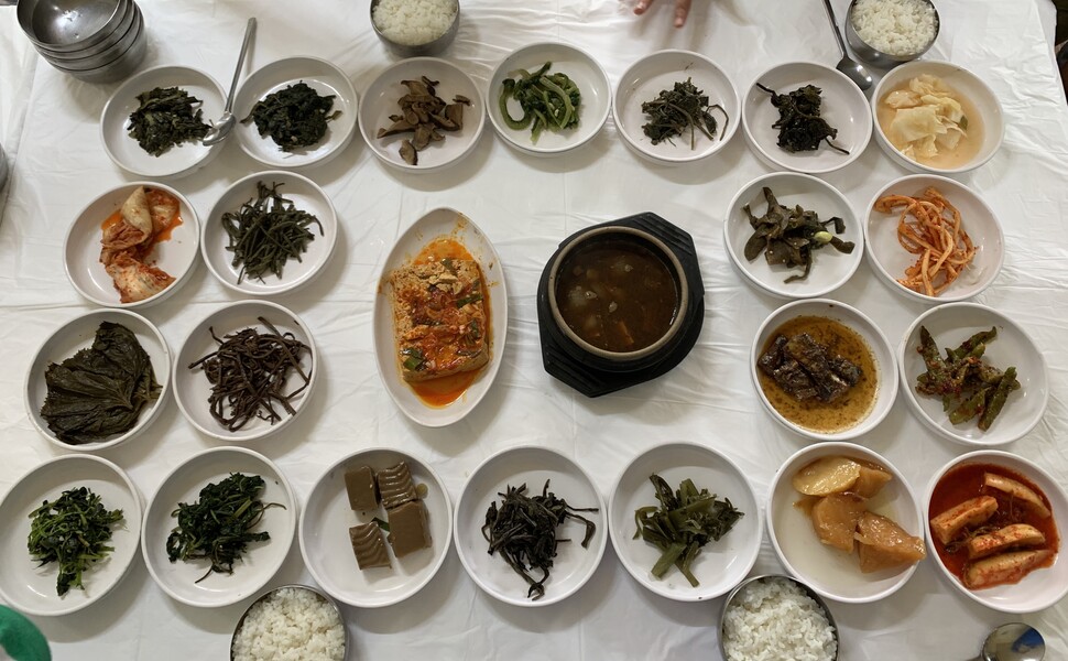 다 같이 돌자, 진부 한 바퀴
