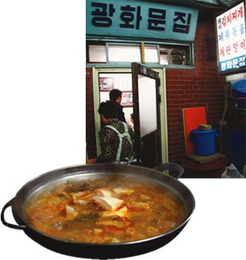 [박정배의 Food in the City] 따뜻한 쌀밥에 김치찌개 한 숟갈 살맛 난다 살맛 나