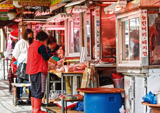 [부동산 - 서울 유일의 ‘도시재생’ 사업지 금천구 독산동 우시장] 악취 진동하던 시장, 확~ 바뀐다