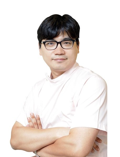 [기획] 문신·반영구제거 중점 의원, 플러스후의원