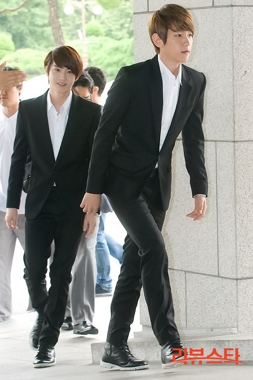 [EXO/백현] 백현닮은 학사짝남오빠랑 행쇼중임(실화주의) | 인스티즈