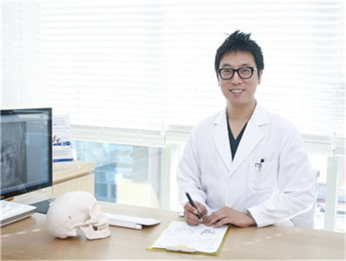 두드림 성형외과 안면윤곽술, ‘부기다운퀵성형’ 화제