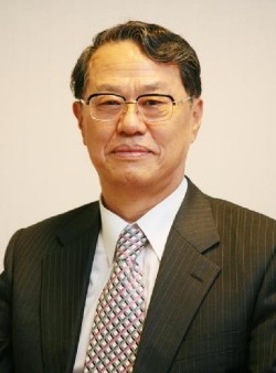 울산공업학원 새 이사장에 정정길씨