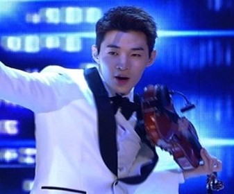 헨리 바이올린 실력 공개, 교관에 기습키스한 구멍병사 맞아?