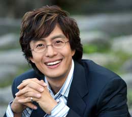 배용준 등 톱스타 20여명 영화 어깨동무 뮤비 참여