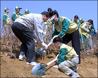 “푸른 도시 녹색 세상 만들어요”