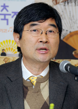 환갑 맞은 국립극장의 청사진은…